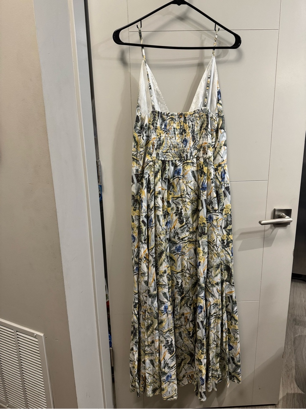 Abercrombie Button-Through Linen Maxi Dress - Picture 5 of 9